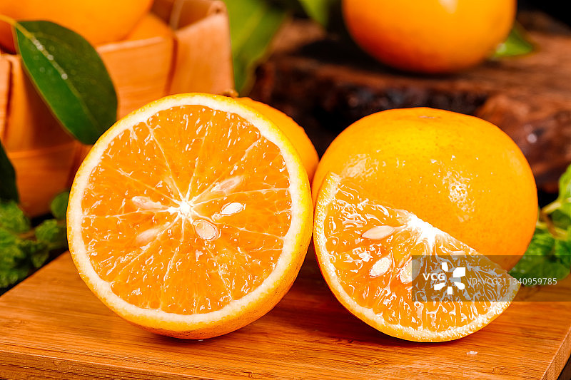 木板上的广西武鸣沃柑图片素材