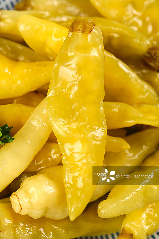 碗里装着泡野山椒图片素材