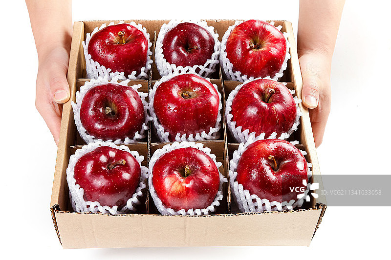 箱子里装着甘肃花牛苹果图片素材