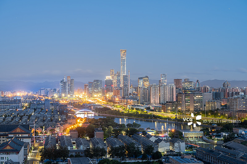 北京陶家湾遥望CBD通惠河与国贸图片素材