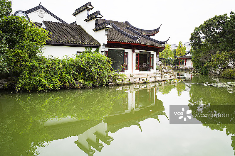 2011-10-26中国，江苏省，苏州市，吴江，静思园图片素材