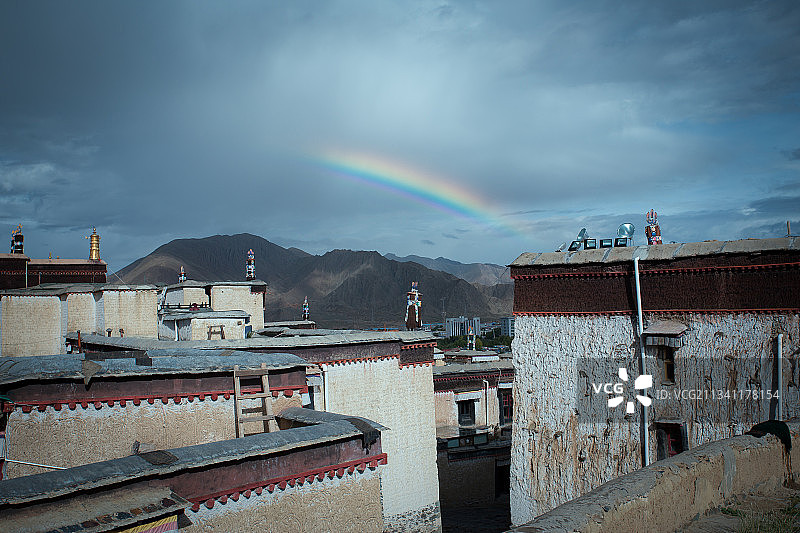 遇见彩虹图片素材