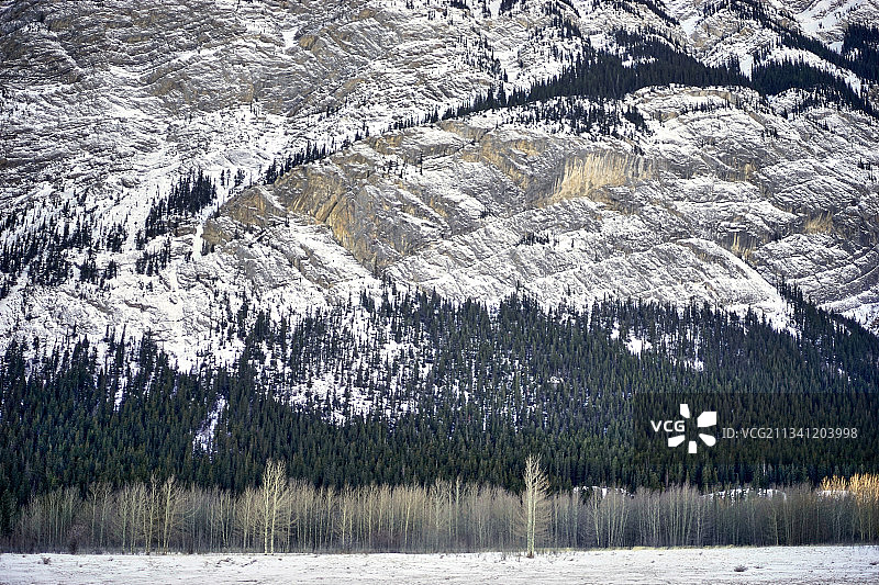 冬季雪山风光图片素材
