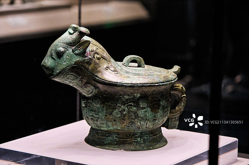 妇好鸮尊｜青铜觥图片素材