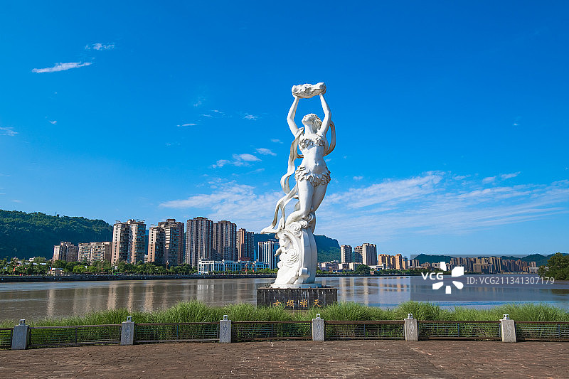 雅安女娲补天雕塑图片素材