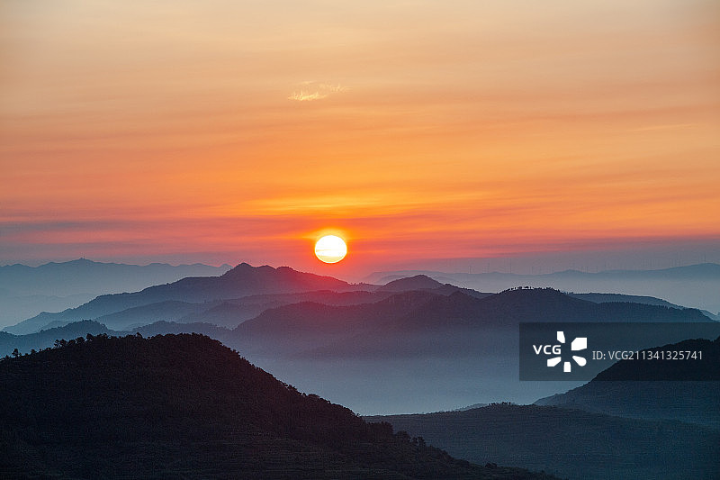 沂蒙山世界地质公园：日出沂蒙山图片素材