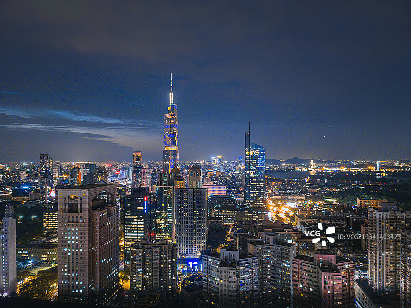 南京鼓楼区与紫峰大厦夜景图片素材