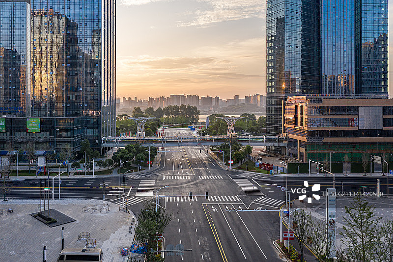 湖南省长沙市先导路日出航拍图片素材