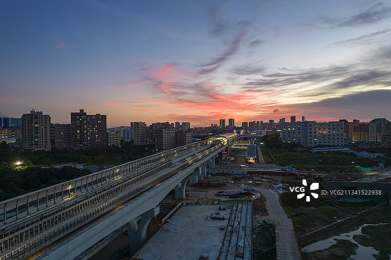 深圳光明区楼村站地铁图片素材