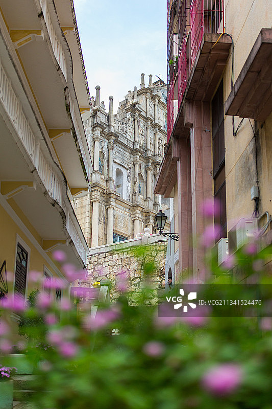 澳门 大三巴牌坊 恋爱巷图片素材