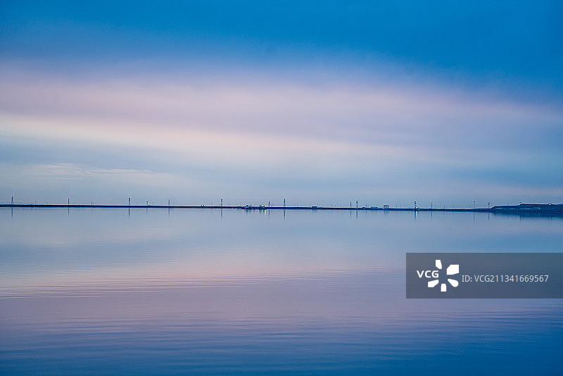 察尔汗盐湖图片素材