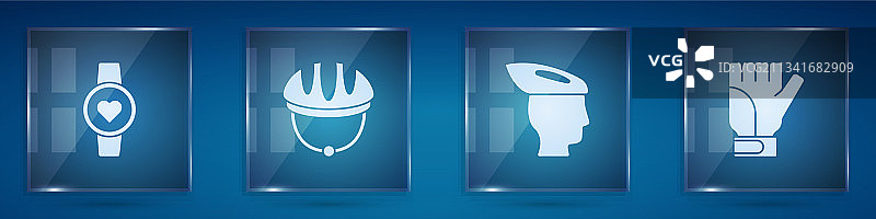 智能手表、自行车头盔和手套套装图片素材