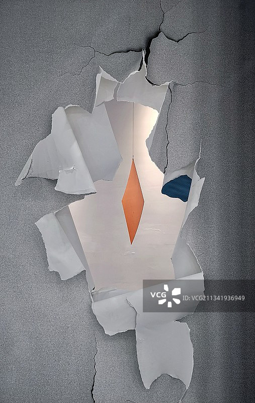 纸张破洞/墙壁裂痕图片素材