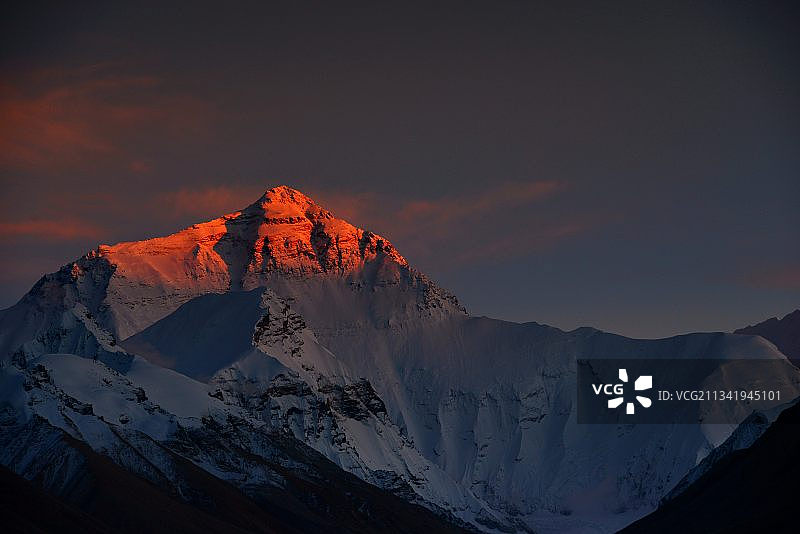 珠峰日落图片素材