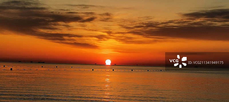 海上日出图片素材