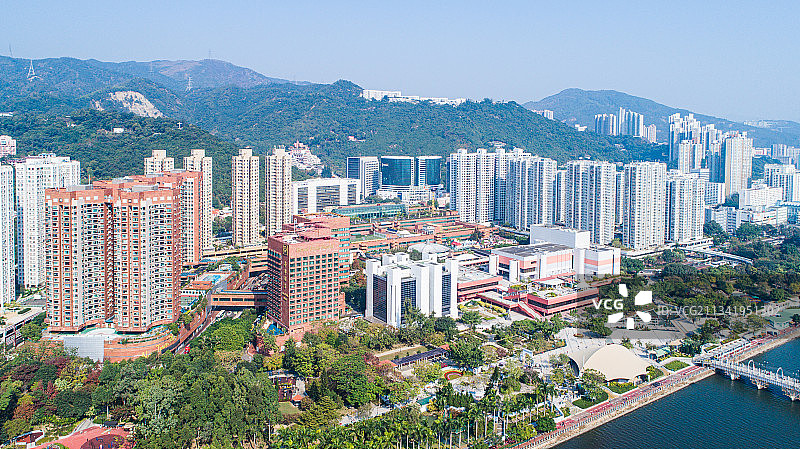 航拍香港新界沙田城市风光，山脉，市区，市中心，城区，天际线图片素材