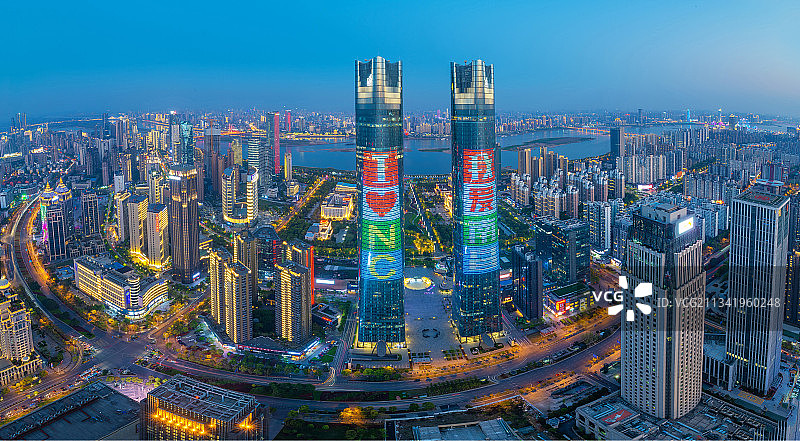 崛起的南昌图片素材