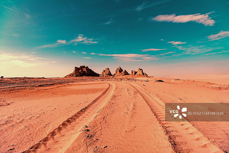 火星营地2--冷湖鄂博梁魔鬼城雅丹地貌图片素材