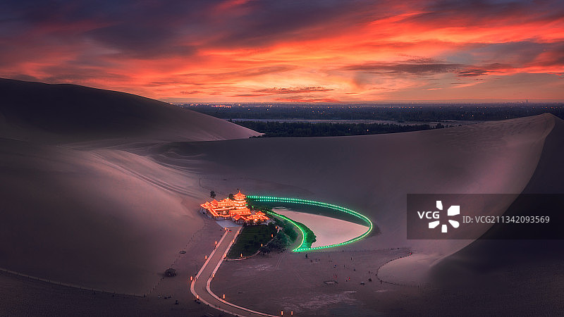 沙漠绿洲图片素材