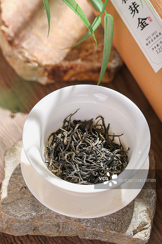 花香梅占金骏眉图片素材