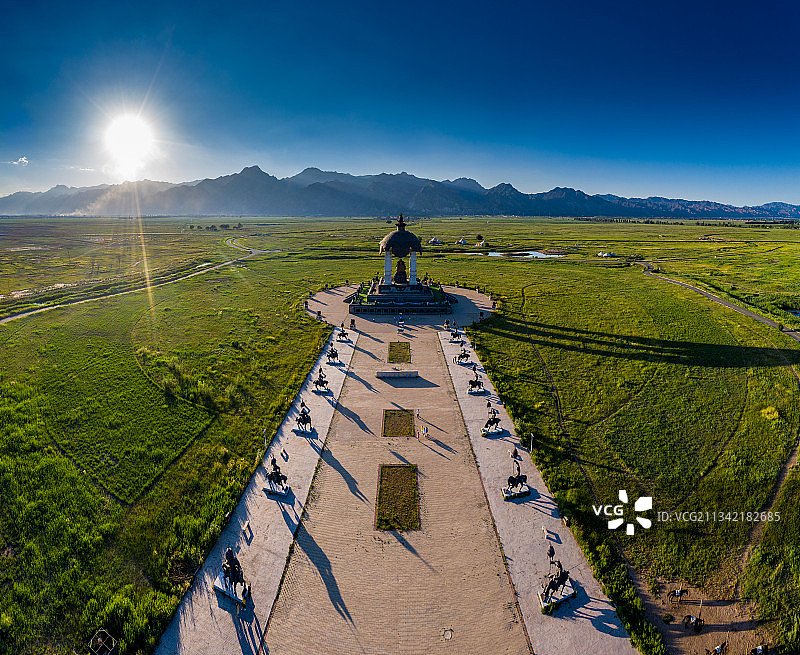 圣主广场的成吉思汗雕像图片素材