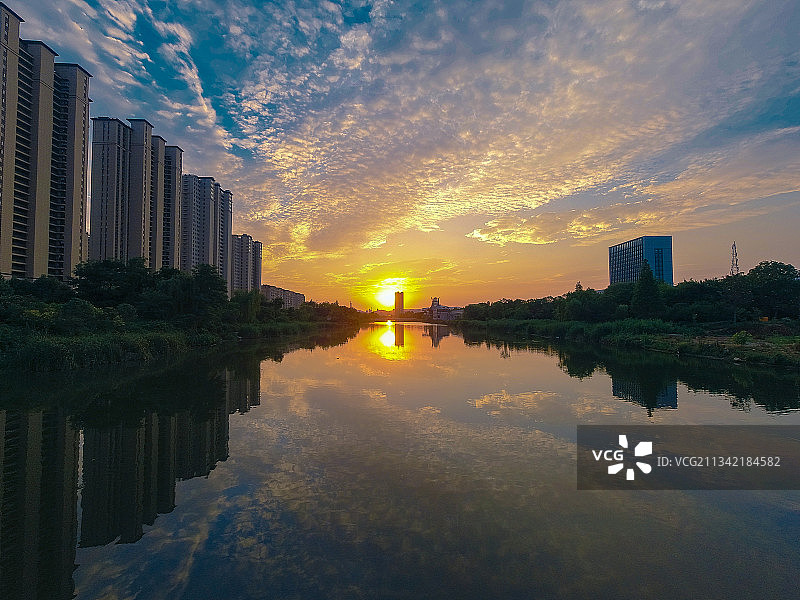 楚河晚霞图片素材