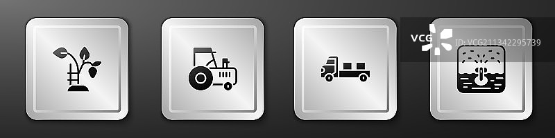 草莓灌木拖拉机皮卡车套装图片素材