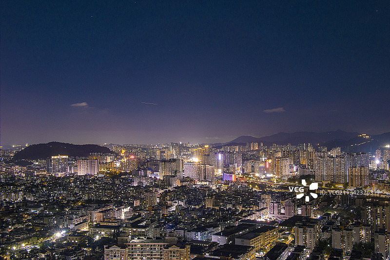 宁静夜空图片素材