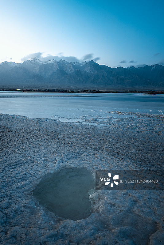 青海大柴旦翡翠湖图片素材