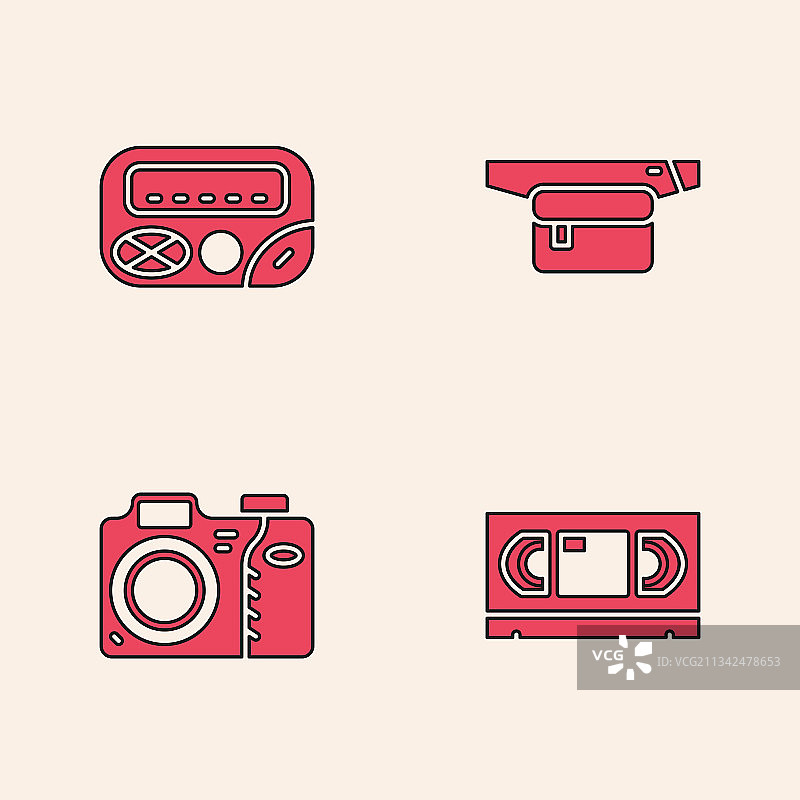 VHS录像带寻呼机腰包套装图片素材