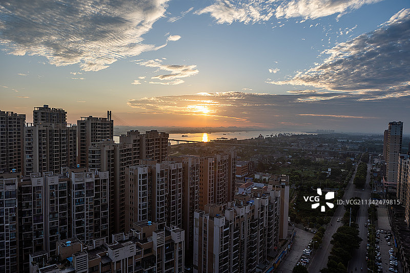 鄂州市鄂城区日出城市风光图片素材