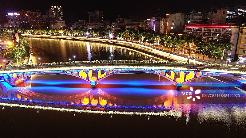 航拍广西梧州石都最美岑溪图片素材