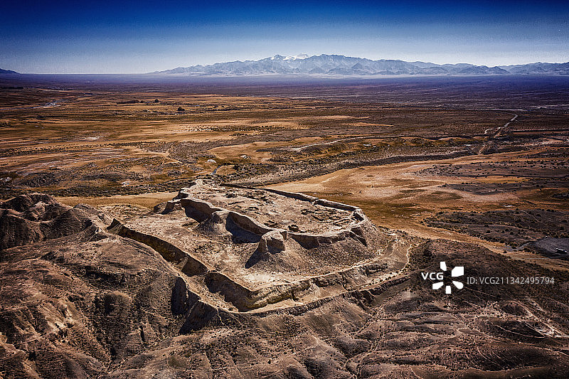 甘肃酒泉肃北石包城遗址图片素材