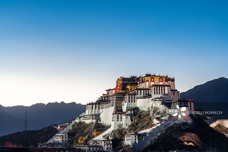 布达拉宫日落图片素材