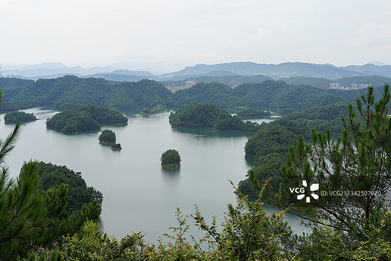 浙江省 杭州市 淳安县 千岛湖 黄山尖图片素材