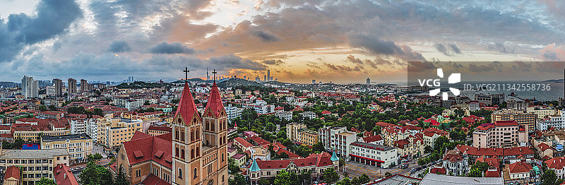青岛天主教堂图片素材