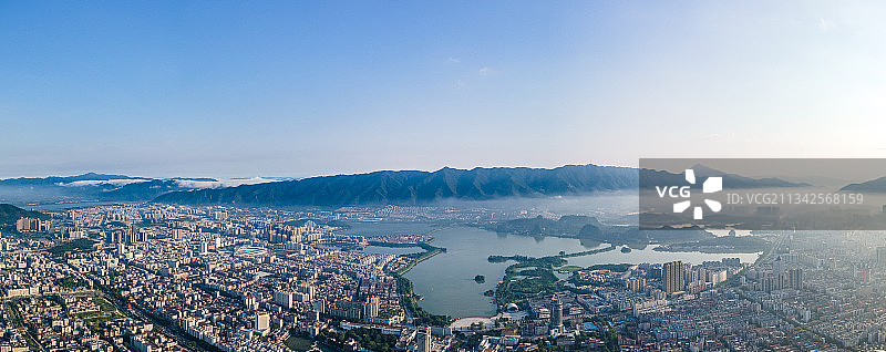 广东省肇庆市城市风光阅江大桥天际线全景图片素材