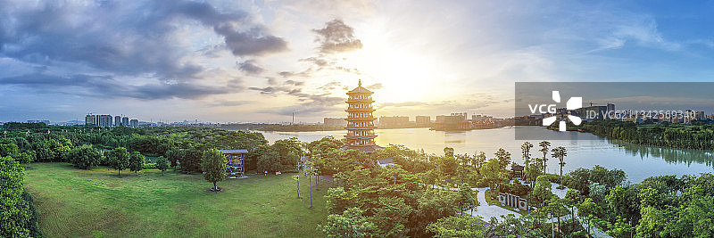 航拍中国东莞华阳湖湿地公园全景图片素材