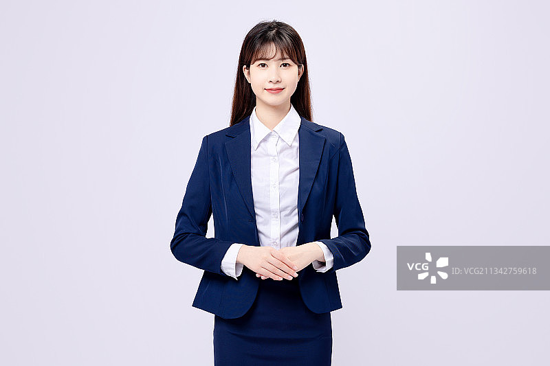 穿着职业西服的亚洲美女图片素材