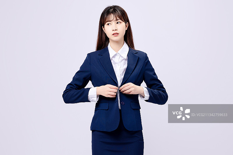 穿着职业西服的亚洲美女图片素材