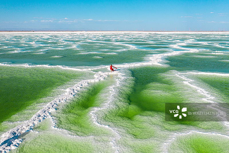 察尔汗盐湖图片素材