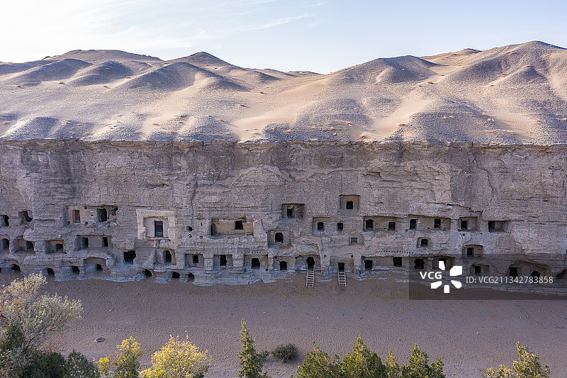 甘肃省敦煌市莫高窟北区图片素材