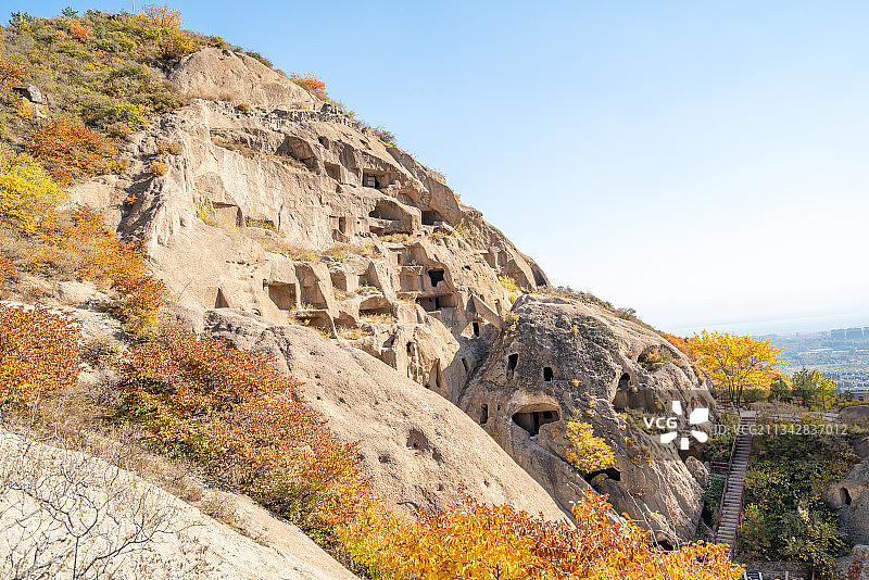 秋季古崖居洞穴图片素材