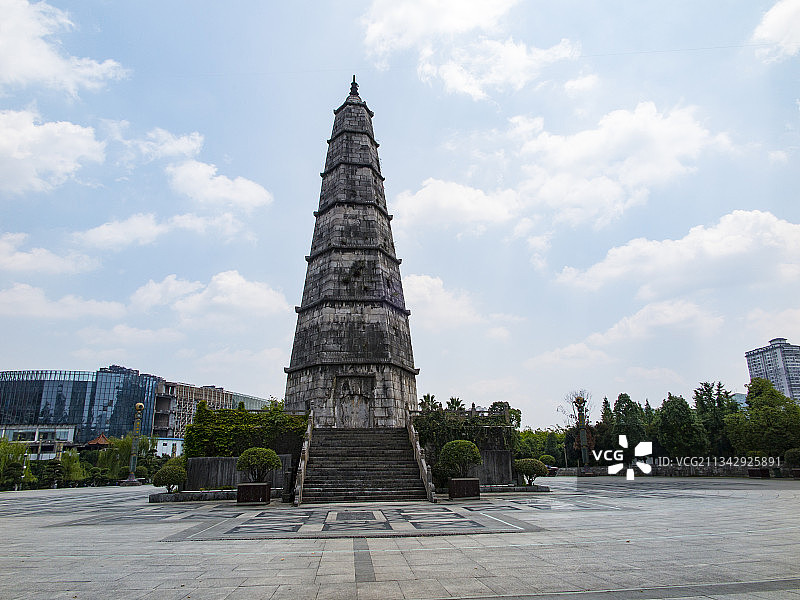 中国贵州黔南州都匀文峰苑文峰塔\、黔南书院图片素材