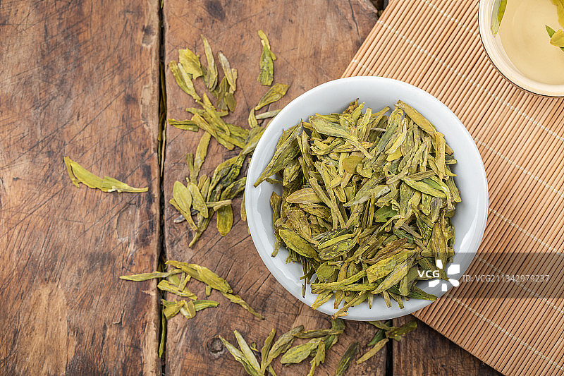 中国传统茶叶明前龙井图片素材