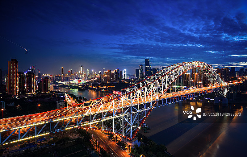 朝天门大桥——龙图片素材