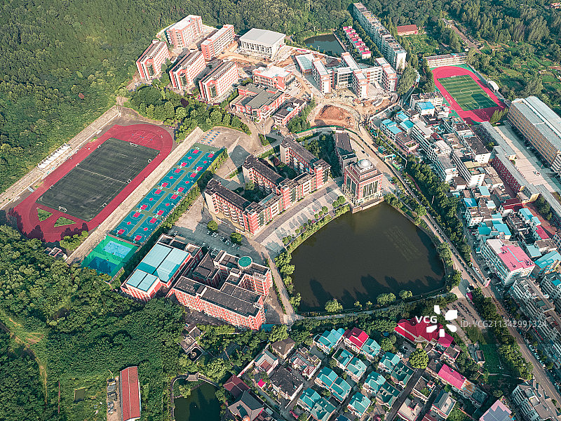 信阳高级中学俯瞰图片素材