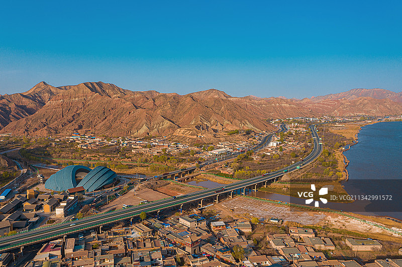 航拍兰州河口古镇图片素材