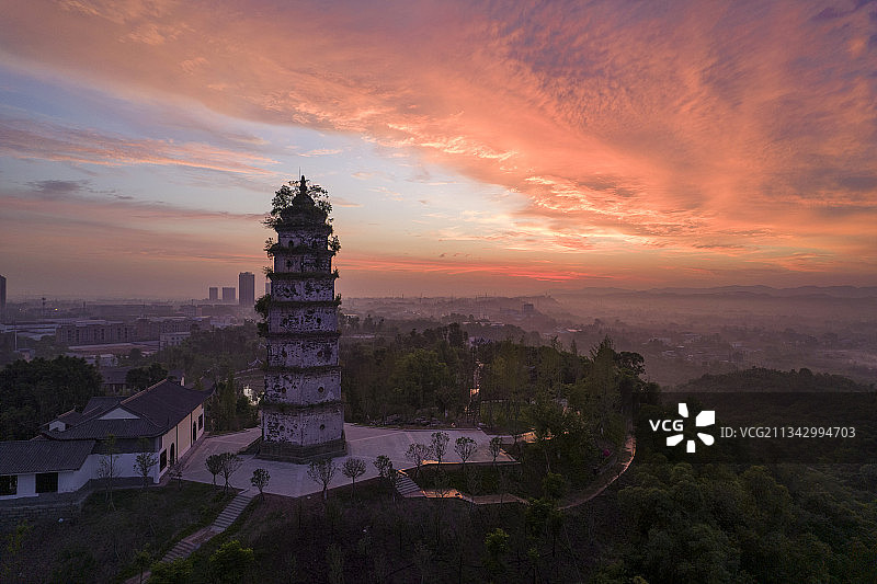 宝塔晨曦图片素材