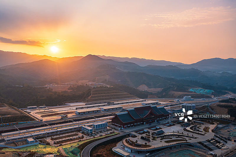 航拍临沧火车站图片素材